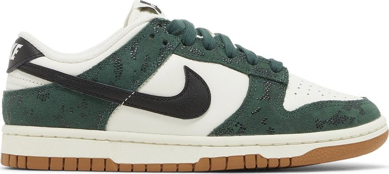 Wmns Dunk Low 'Green Snake' FQ8893-397